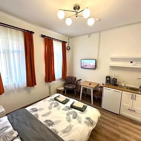 Yellowhouse 2 4* Istanbul